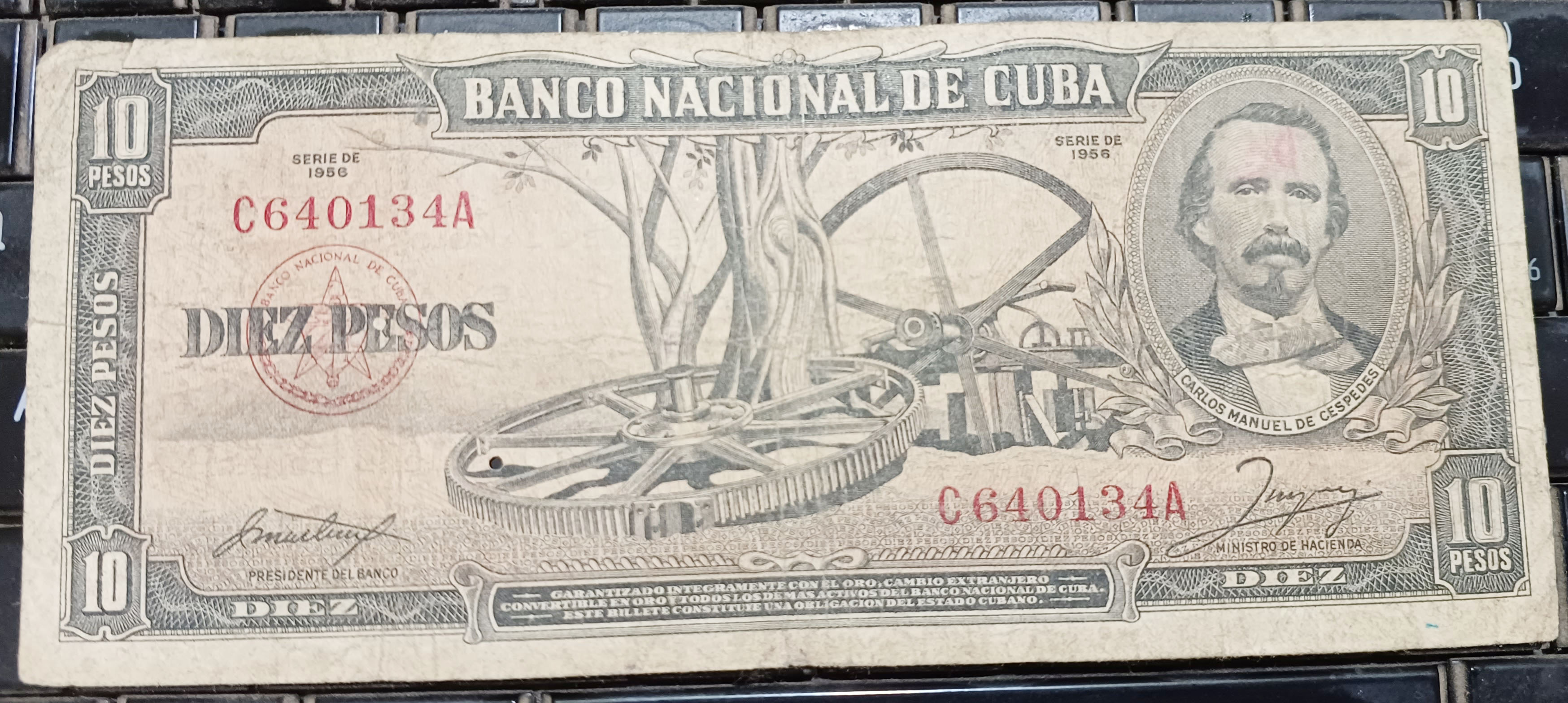 1956 CUBA 10 PESOS BANKNOTE VINTAGE NOTE - Carlos Manuel de